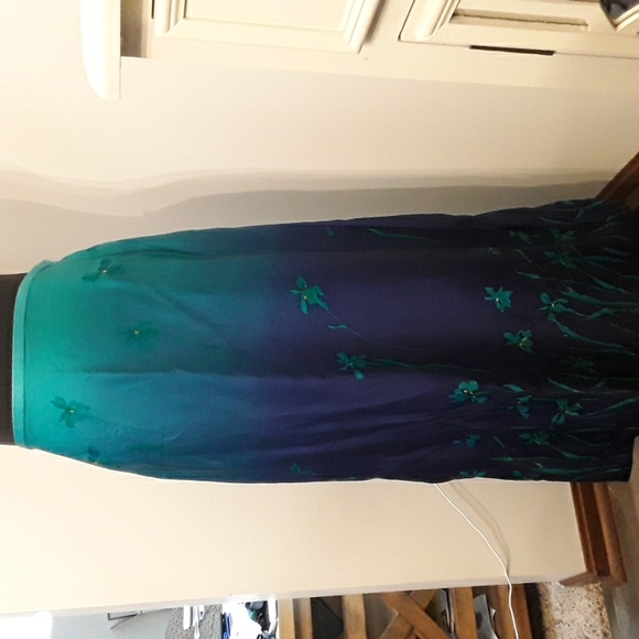 Doncaster Dresses & Skirts - Doncaster Silk floral skirt 10